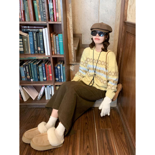 【149元任选2件】现货！黄色圆领咖蓝毛衣 商品图3