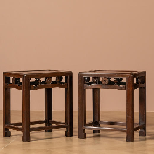 清	红木钱币纹四面平方凳成套（一套四只） 商品图1