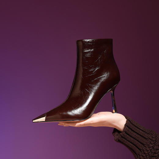 【预售5天】时尚秋冬轻奢小众高级感尖头短靴女新款高跟气质靴子女XC&S307 商品图0