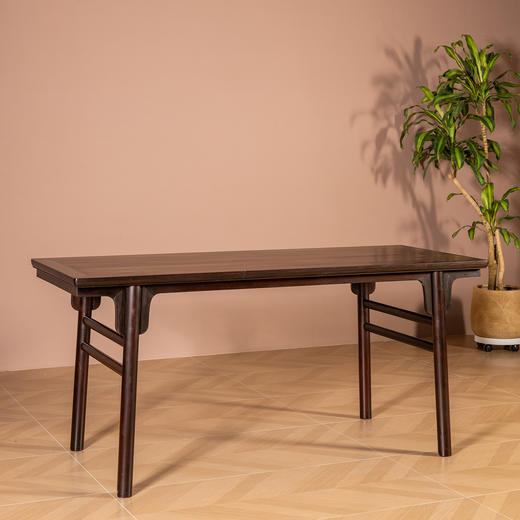 二十世纪	红木夹头榫刀牙板画案 商品图0