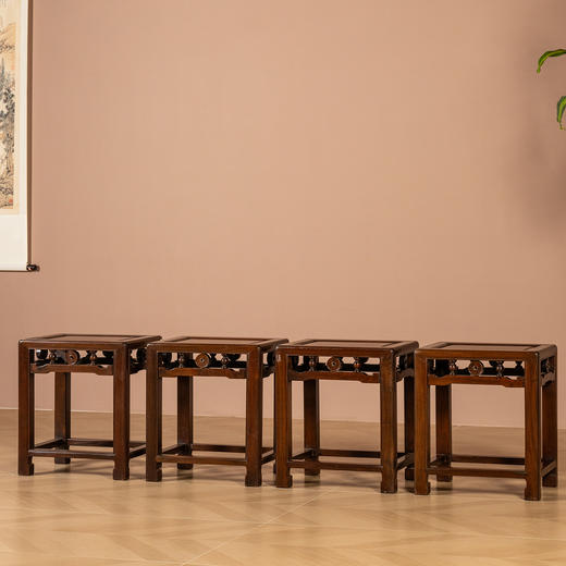 清	红木钱币纹四面平方凳成套（一套四只） 商品图0