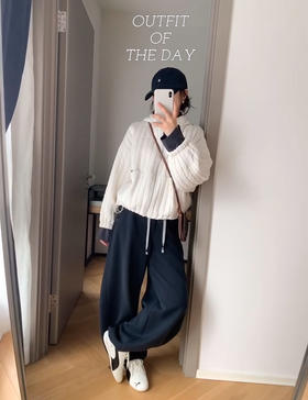 小格调！2025狠狠拿捏这个冬季！绗缝工艺假两件蝙蝠袖连帽棉服女款！