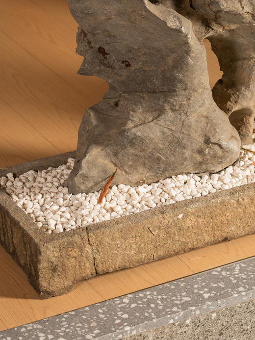 清	太湖石园林赏石（方形石盆） 商品图4