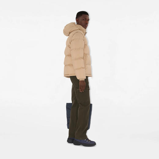 BURBERRY 巴宝莉 男士马术骑士徽标贴片可拆式衣袖羽绒服 卡其色 8110363 B8626 商品图5