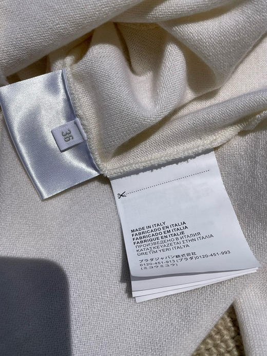 1025-9 渠道圆正 miu限定款 精纺羊绒 小夹克翻领外套 我选42 叠穿更好看 商品图14