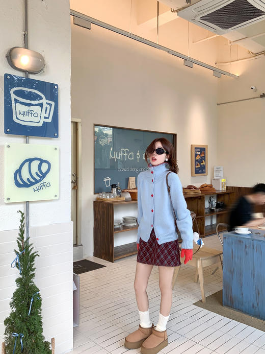 <曾小咸推荐> 现货秒杀！微信超特价！灰蓝色红色爱心扣子毛衣 日常199.99 立减100 秒杀99.99！红色半裙秒杀69.99！ 商品图13