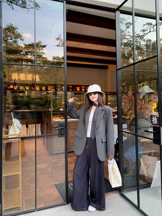 <曾小咸推荐>现货秒杀！成本巨贵，拍下包赚！灰色西装外套 日常299.99 立减150 秒杀149.99！ 商品图5