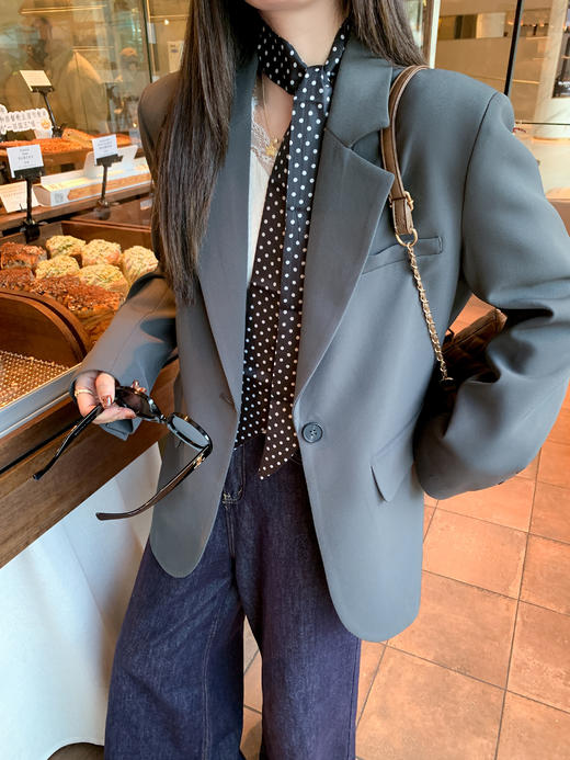 <曾小咸推荐>现货秒杀！成本巨贵，拍下包赚！灰色西装外套 日常299.99 立减150 秒杀149.99！ 商品图6