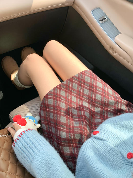 <曾小咸推荐> 现货秒杀！微信超特价！灰蓝色红色爱心扣子毛衣 日常199.99 立减100 秒杀99.99！红色半裙秒杀69.99！ 商品图10