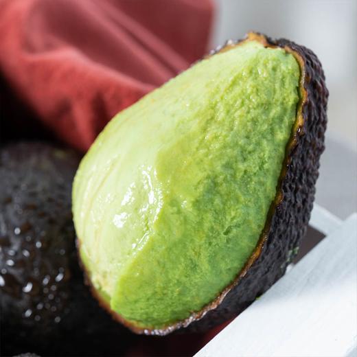 国产哈斯牛油果| 露天自然生长，表皮会有晒伤，干疤，擦伤，介意慎拍！后熟型水果，回家需要催熟食用，成熟后口感绵密顺滑，不要放的过熟，过熟会有轻微黑丝⭐️顺丰快递 商品图6