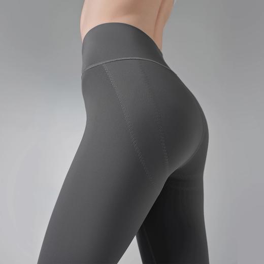 安莉芳旗下Comfit 打底运动提臀弹力修身无痕塑身裤CDW0032 商品图2