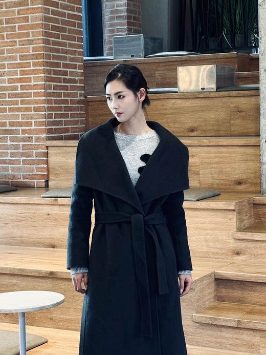 【气场之选】噢蜜ooomeooo大翻领10羊绒修身手工大衣 商品图2