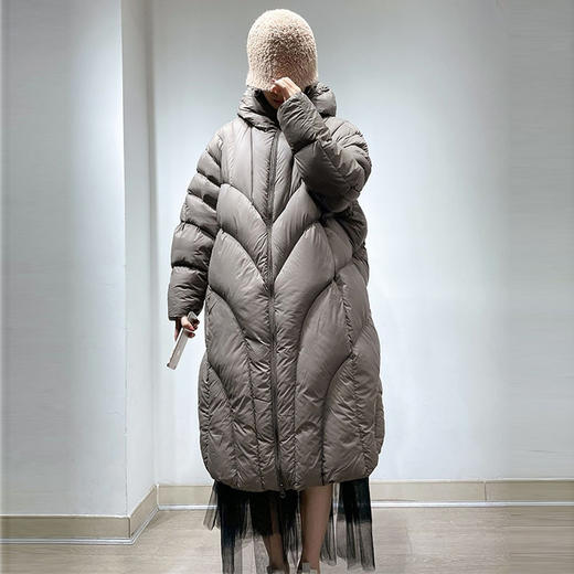 丁摩 大码秋冬新款江南同款加厚90白鸭绒外套连帽羽绒服女加长款外套潮5ZF-10273 商品图2