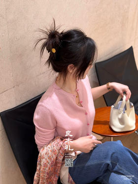 休闲——山羊绒开衫