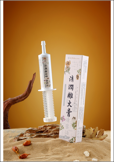 宠宝康清润离火膏 60ml/支，辽饲预（2021）06002，效期20270702，原料：纯化水、麦芽糖浆、酶解鸡肝粉、赤芍、甘草、桔梗、知母等，适用3月龄犬，猫