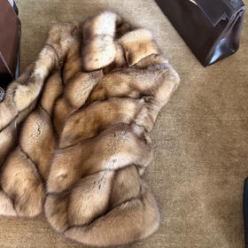 ROMI STUDIO紫  貂马甲细腻光泽毛针横排轻奢水貂皮草RWCWW05420