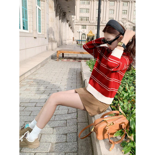 <曾小咸推荐>现货秒杀 ！微信超特价！红白条纹毛衣 日常159.99 立减70 秒杀89.99！！  毛领PU皮衣 秒杀169.99！！ 商品图3