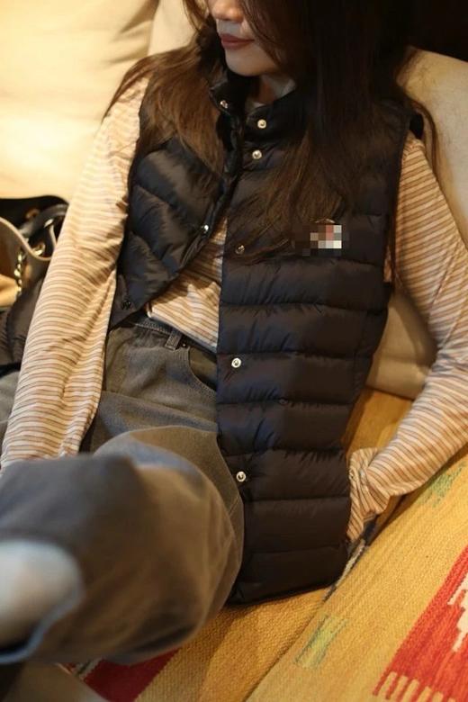 （预售七天发）高端设计师女装｜蒙家同款女士立领轻薄款鹅绒马甲！4色可选，可轻松搭配T恤或外套穿着，过渡季节，叠穿必不可少！无标发货，10.16日上新！WD 商品图8