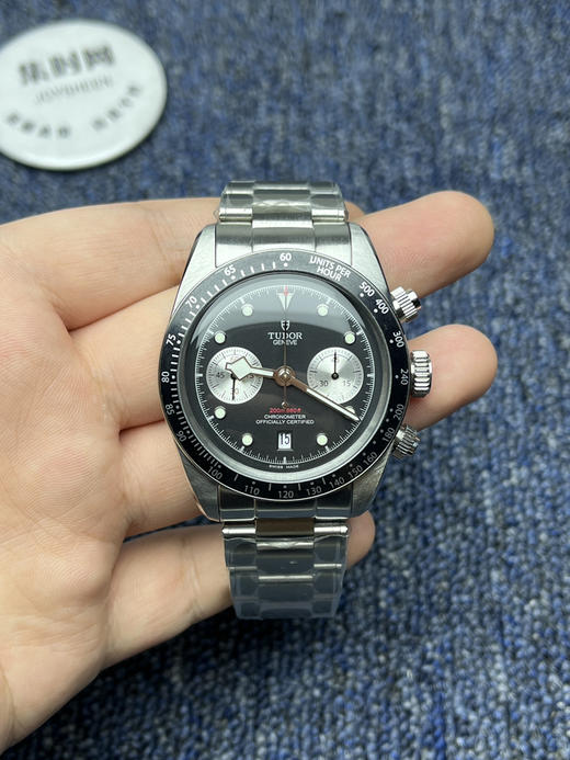 帝舵 3T碧湾计时系列 男士腕表 是一款融合潜水表传统与赛车计时功能的混合型腕表 商品图1