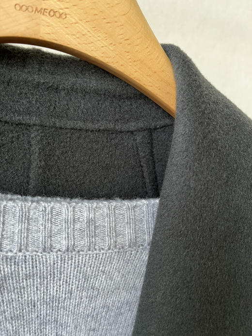 【气场之选】噢蜜ooomeooo大翻领10羊绒修身手工大衣 商品图13