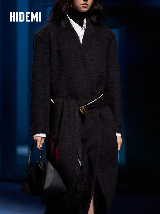 HIDEMI 大秀款进口羊毛长毛苏利V领极简廓形长款立裁西装权威大衣 商品图2