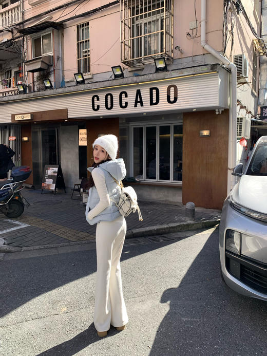 Read Nameless /Baby蓝羽绒马甲+秋冬柔柔裤 白色喇叭 2025/10/27 商品图9