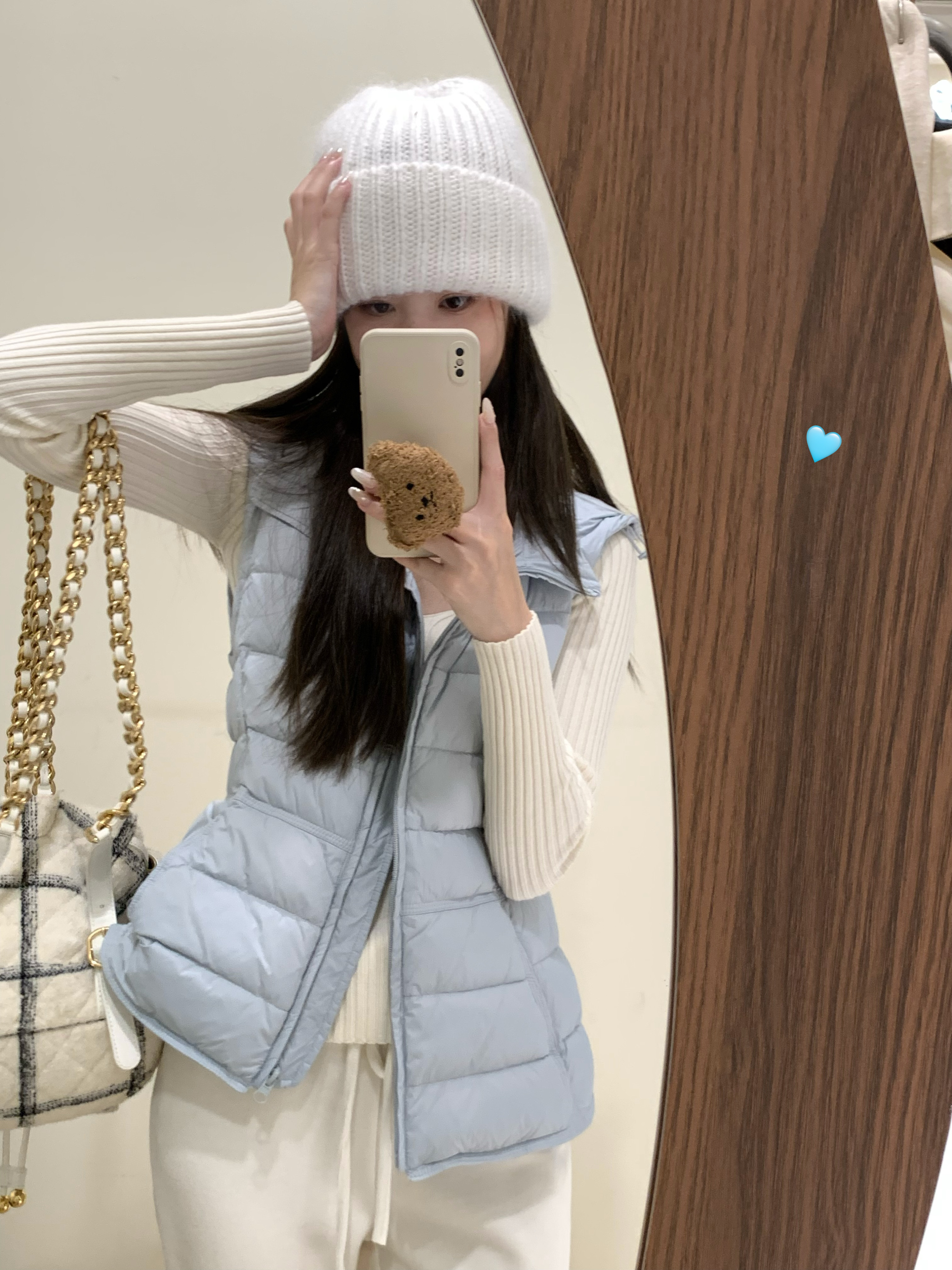 Read Nameless /Baby蓝羽绒马甲+秋冬柔柔裤 白色喇叭 2025/10/27