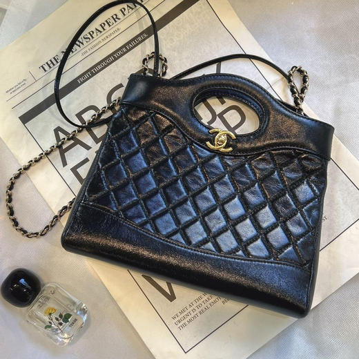 正品二手 chanel 31bag 黑金 油腊牛皮 mini 斜挎包 商品图0