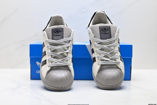 阿迪达斯Adidas Superstar贝壳头低帮休闲运动板鞋JQ6250男女鞋 商品图6