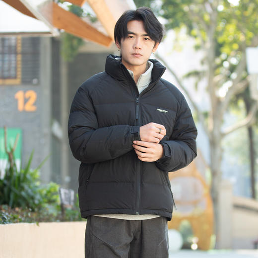 DRONKOO 2025 立领左胸字母袖子圆标基础短款中厚羽绒服 商品图1