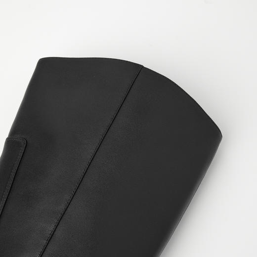 ROMI STUDIO“简约复古”羊皮舒适柔软不及膝方头高筒靴 RWCWP36765 商品图4