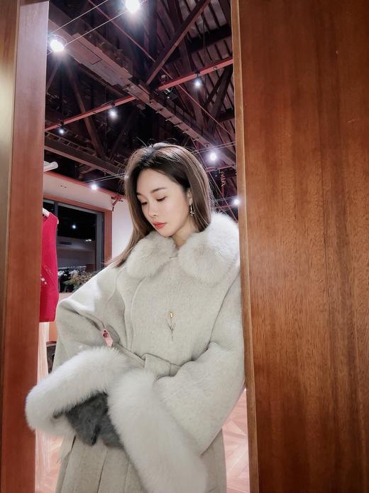 PIANAI冷小姐# 灰色狐狸毛可拆卸大毛领双面呢大衣 商品图0