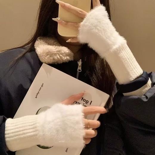 到手4副【毛绒保暖手套】降温必备！毛茸茸触感超暖和~ 商品图5