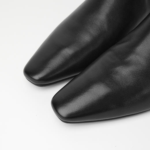 ROMI STUDIO“简约复古”羊皮舒适柔软不及膝方头高筒靴 RWCWP36765 商品图2