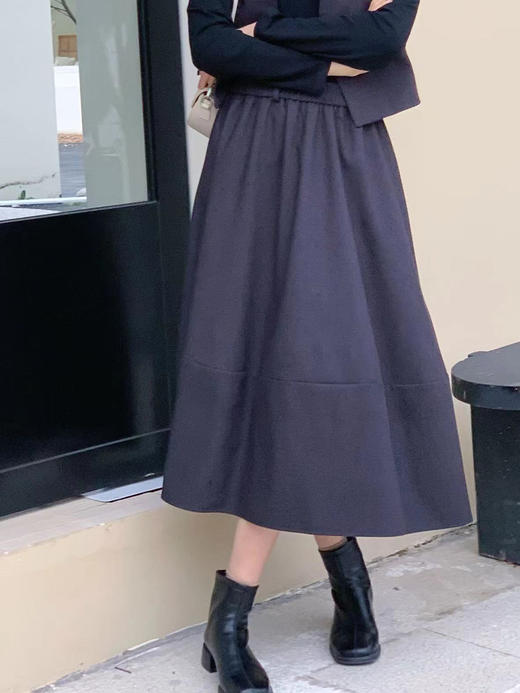 【百图lulu定制】【珍珠三件套】【一套279元】简约老钱风 长袖T恤 马甲 半裙 三件套 商品图8