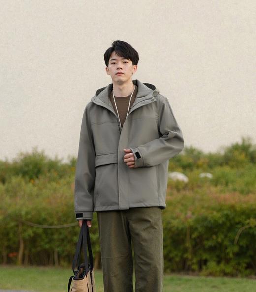 佐丹奴户外工装风大口袋薄款弹力连帽风衣01074003 商品图1