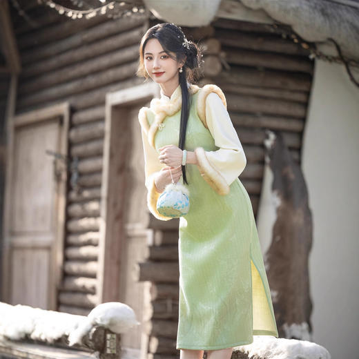 GX针织绒提花超柔长款倒大袖日常旗袍2025秋冬新款时尚年轻少女旗袍 商品图0