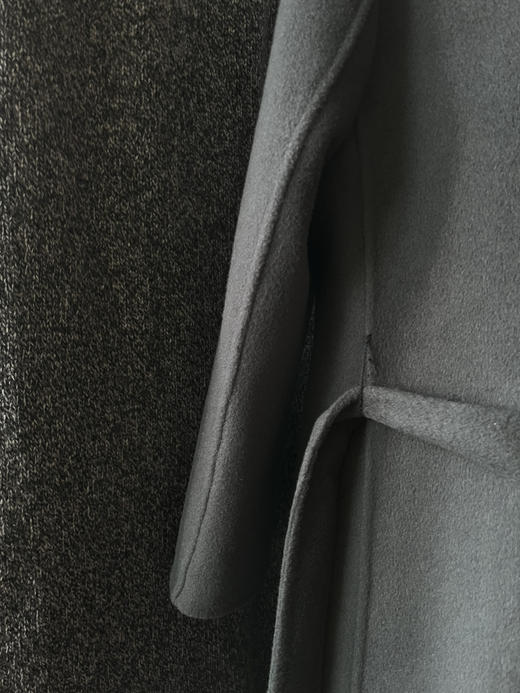 【气场之选】噢蜜ooomeooo大翻领10羊绒修身手工大衣 商品图11