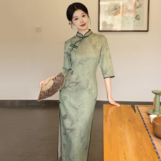 SC17346绿色国风中式长款秋季七分袖旗袍改良年轻款女复古修身收腰春秋装 商品图0