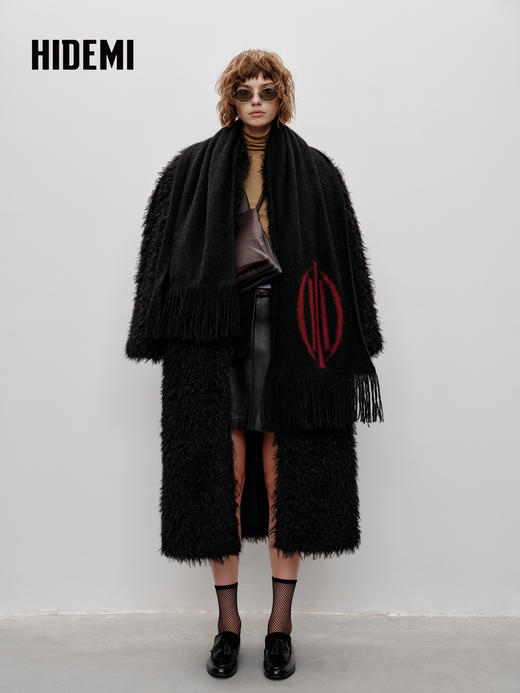 HIDEMI 大秀款进口环保卷毛长毛翻领廓形肩复古感加厚款大衣 商品图7