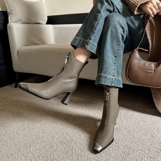 【预售5天】气质通勤金属小方头百搭短靴新款真皮短筒靴前拉链高跟靴女DJ&A7977 商品图3