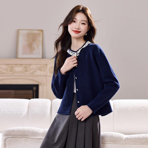 设计感蕾丝拼接针织开衫，慵懒风短款小香风毛衣外套CC-J-6986 商品图2