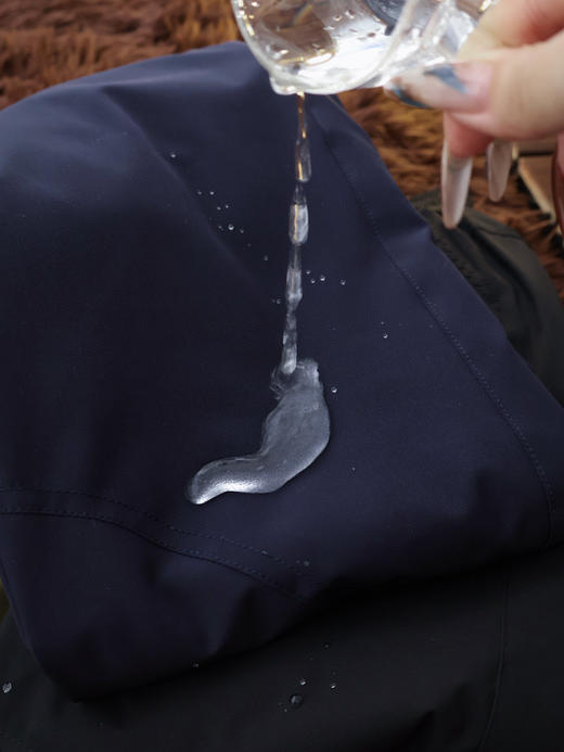 直发【2576】 户外可玩雪 ，儿童三防夹棉机能冲锋裤 商品图6