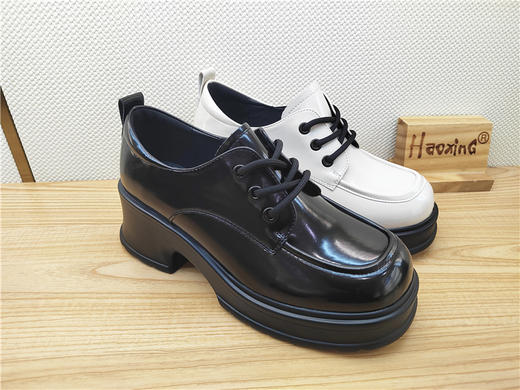 2023豪行春季新款23101575真皮时尚休闲中跟女鞋单鞋皮鞋 商品图1