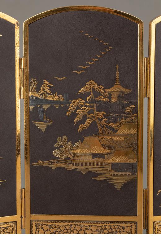 独角鹿西洋古董 1900年代日本明治时期出品东瀛自然图景主题黑地布目镶嵌桌屏 商品图4