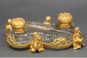 独角鹿西洋古董 19世纪末法国出品路易十五风格小天使主题铜鎏金精雕装饰水晶墨水瓶