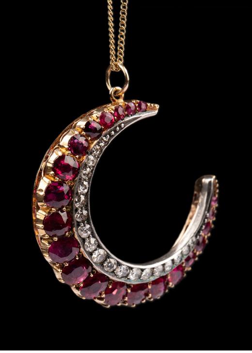 独角鹿西洋古董 19世纪末英国出品黄金底纯银镶嵌红宝石及钻石新月造型吊坠项链 商品图2
