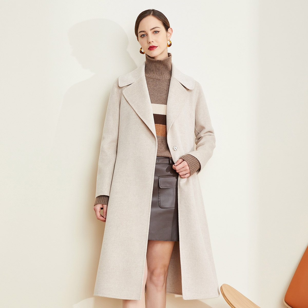 LD955大翻领中长腰带中长羊绒大衣