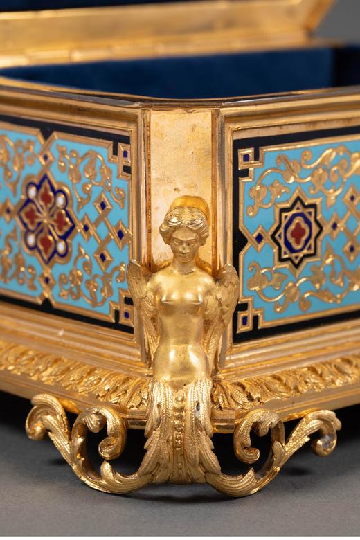 独角鹿西洋古董 19世纪末法国出品古典神话人物主题铜鎏金精雕装饰錾胎珐琅珍宝盒 商品图4