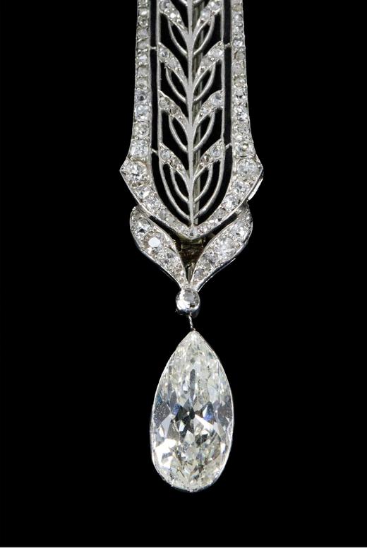 独角鹿西洋古董 1915年代法国出品装饰艺术风格孔雀羽毛造型铂金镶嵌祖母绿蓝宝石及钻石胸针 商品图5